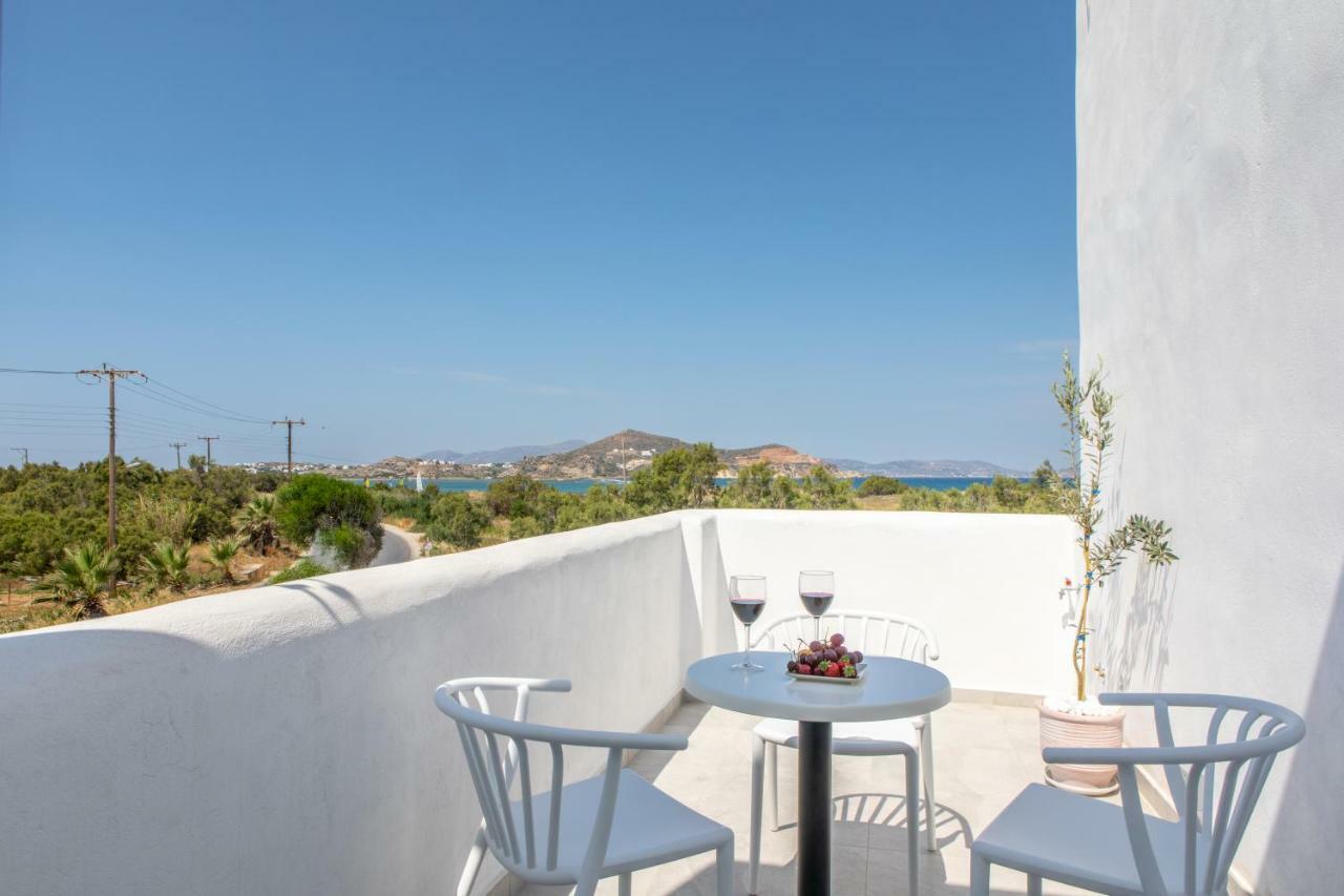 Crystal Mare Suites Naxos City Екстериор снимка